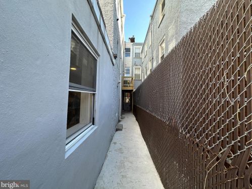 1512 4 St, Philadelphia PA 19147-6531 exterior