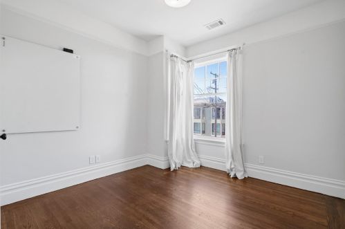 572 6th Ave, San Francisco CA  94118-3816 exterior