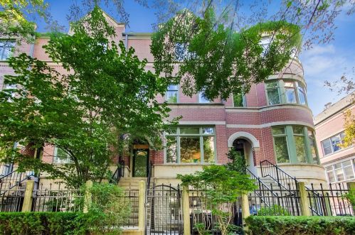 1419 Indiana Ave, Chicago, IL 60605-2834