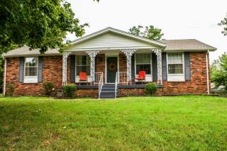 118 Pleasant Hill Dr, Springfield, TN 37172-3412