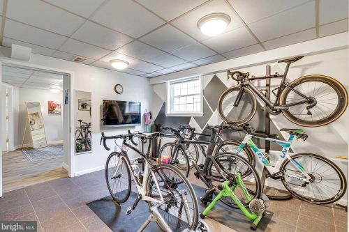 2218 Osborn Dr, Silver Spring MD 20910-1323 exterior