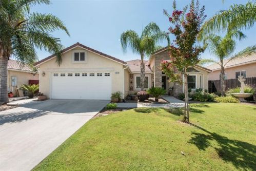 1848 Carolina Ave, Clovis, CA 93619-4290