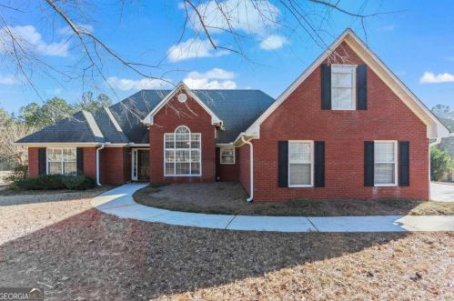 407 Mosby Ln, Locust Grove, GA 30248-6611