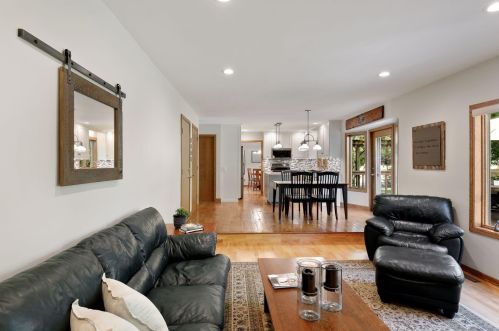 15787 Highview Dr, Saint Paul MN  55124-7011 exterior