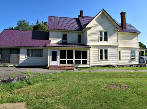 180 Central St, Pittsfield, ME 04967-4332