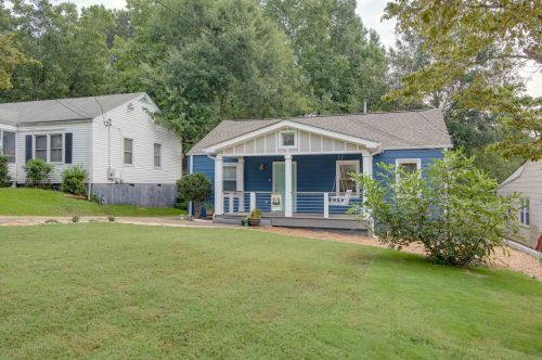 2474 Constance St, Atlanta, GA 30344-2813