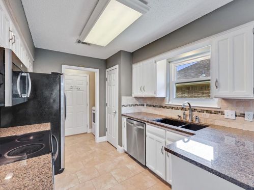 7608 Kimberly Ct, Fort Worth TX  76182-4641 exterior