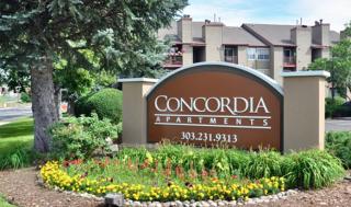 6777 19th Pl, Aurora CO  80214-1466 exterior