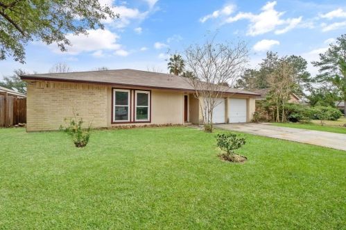 16887 Glen Eagle Dr, Conroe, TX 77302