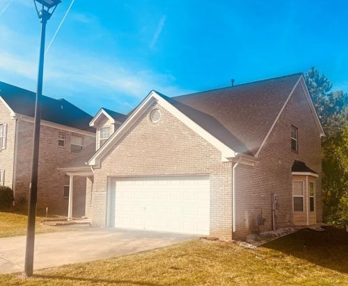 2566 Walter Way, Stockbridge GA  30281-7977 exterior