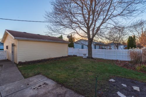 867 Locust St, Swygert IL  61764-1101 exterior