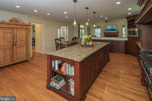 254 Ridgeview Rd, Princeton NJ  08540-7665 exterior