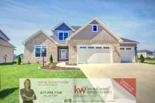 2111 Leahs Ln, Champaign IL  61822-3654 exterior