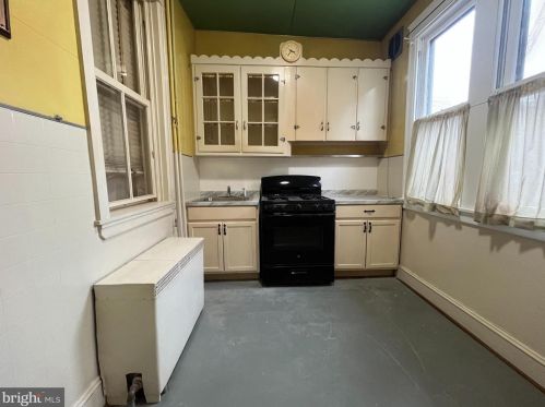 1935 Hunting Park Ave, Philadelphia PA  19140-2826 exterior