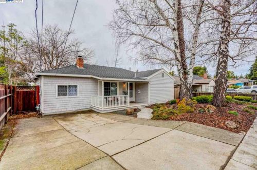 22597 Byron St, Hayward, CA 94541-3422