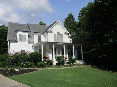 1304 Olive St, Holly Springs, GA 30115-8547