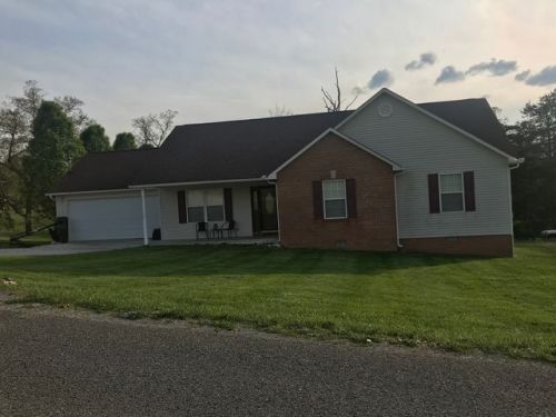 277 Far View Cir, Jacksboro, TN 37757-3342