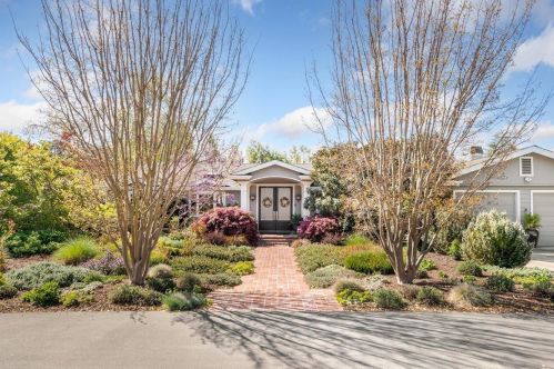 246 Angela Dr, Los Altos, CA 94022-3011