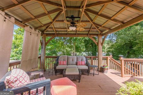 1339 Elizabeth Ln, Atlanta GA  30344-1724 exterior