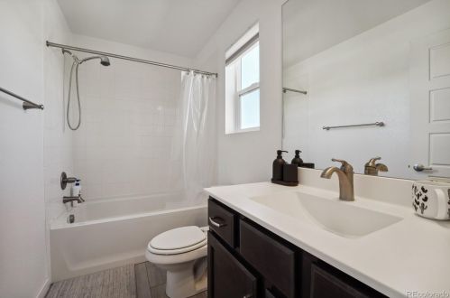 11111 Richfield Cir, Denver CO  80022 exterior
