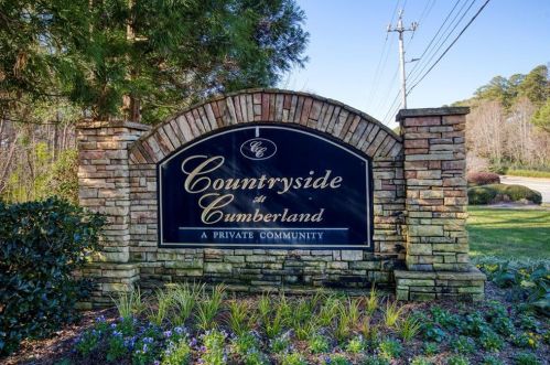 2106 Countryside Pl, Smyrna GA  30080-8253 exterior