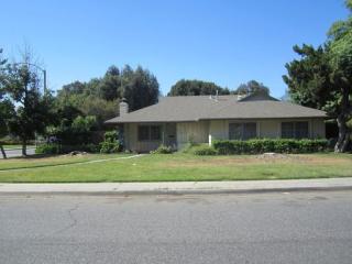 3481 Sunnyside Dr, Riverside CA  92506-2124 exterior
