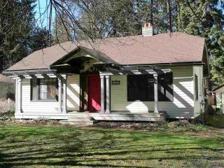 3415 Audubon St, Spokane WA  99205-2306 exterior