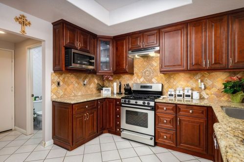 6031 Hackamore Ln, Anaheim CA  92807-4870 exterior