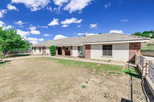11891 San Timoteo Canyon Rd, Redlands, CA 92373-7840