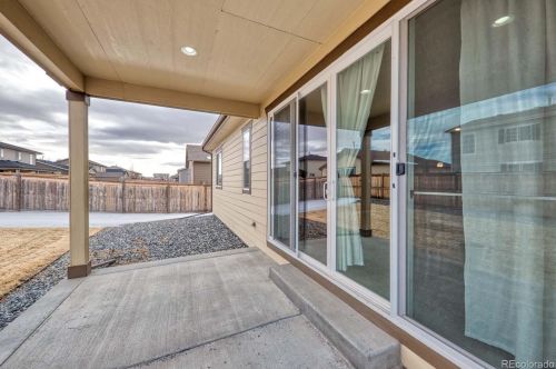 176 Kewaunee Way, Aurora CO 80016-4327 exterior