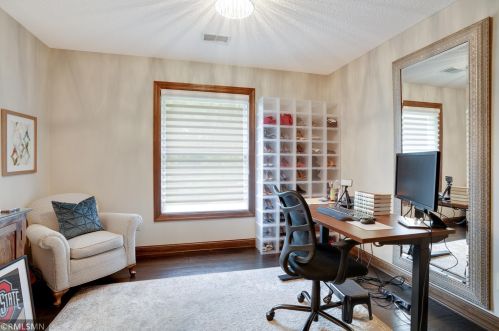 10147 Bridgewater Pkwy, Saint Paul MN  55129-8587 exterior