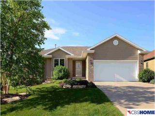 16409 Greenleaf St, Omaha, NE 68136-3205