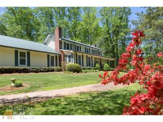 2290 Center Point Rd, Carrollton, GA 30117-6736