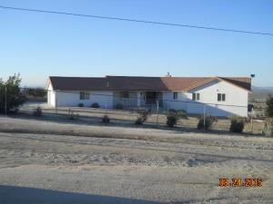 12239 Avenue X, Pearblossom, CA 93553-3134
