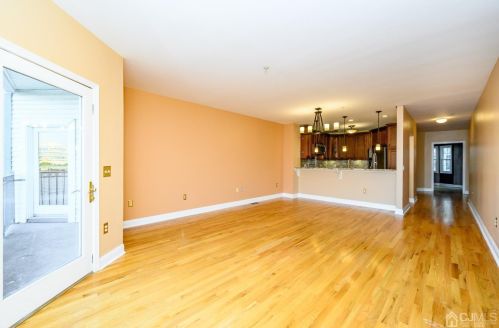 106 The Promenade, Edgewater NJ  07020-2103 exterior