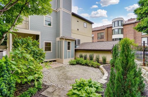 9 Filson Pl, Cincinnati OH  45202-1612 exterior