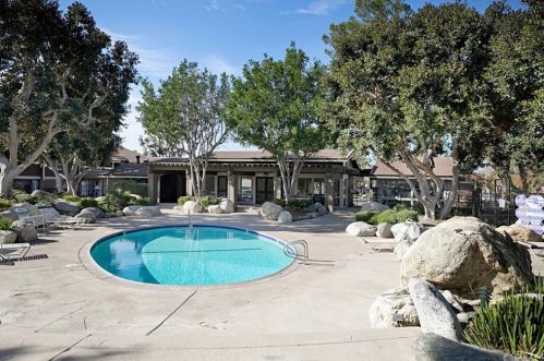 117 Streamwood, Irvine CA  92620-1946 exterior