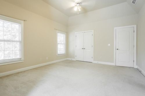 2375 Briarcliff Cmns, Atlanta GA  30345-2175 exterior