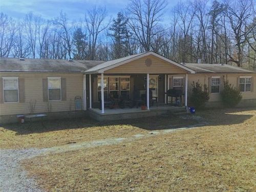 2184 Fall Creek Rd, Ozone, TN 37854-6816