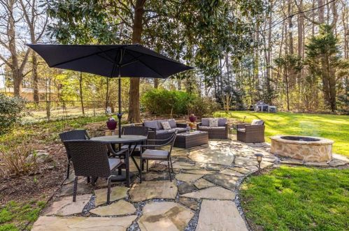 436 Concord Rd, Smyrna GA  30082-3225 exterior