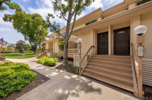 4032 Valeta St, San Diego, CA 92110-5870