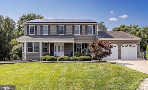 107 Theresa Dr, Harrison Township, NJ 08062-2103