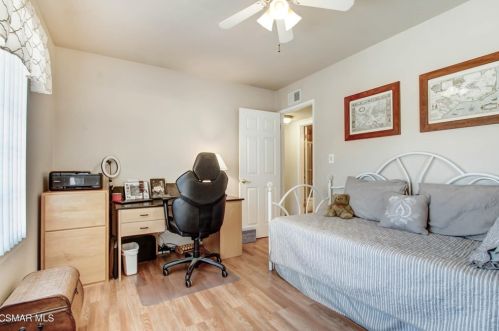 2548 Hawk St, Simi Valley CA 93065-2365 exterior