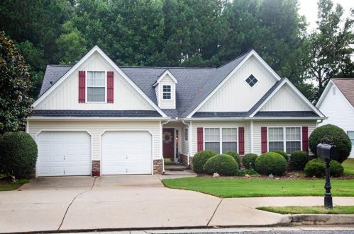 5208 Leecroft Dr, Buford, GA 30518-7968