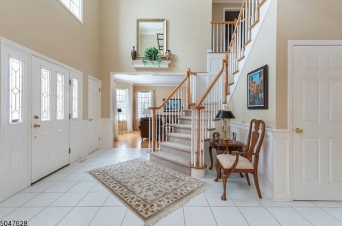 4 Schindler Ct, Whippany, NJ