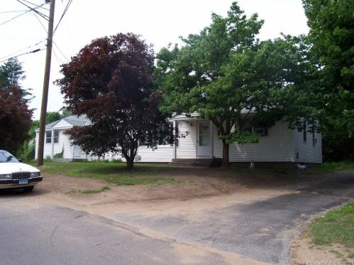 9 Riverview Rd, North Windham, CT 06250-1633