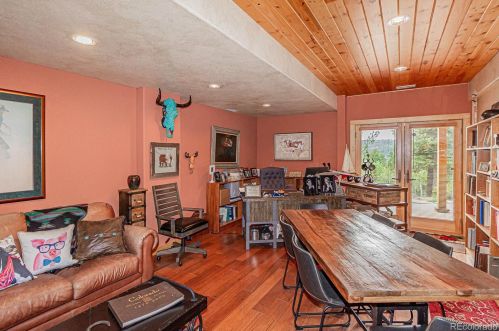 136 Arapahoe, Woodland Park CO 80863-8952 exterior