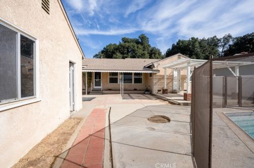 3638 Harding St, Riverside CA  92506-2621 exterior