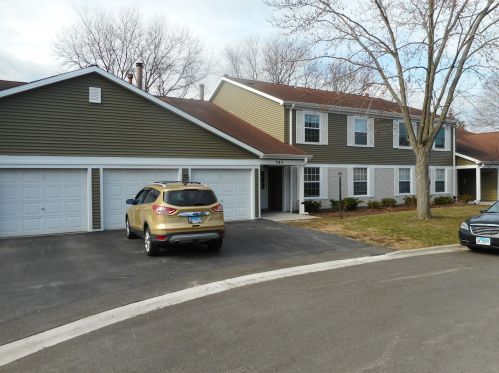 745 Candleridge Ct, Hanover Park, IL 60103-4318