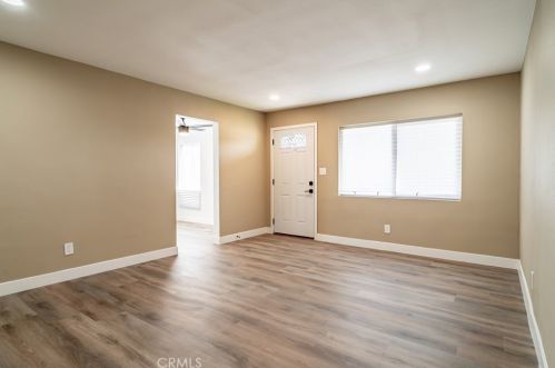 5036 Rutile St, Riverside CA  92509-3593 exterior